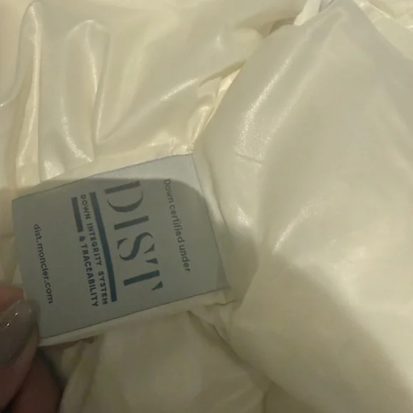 Moncler Shiny Cream Puffer Vest - Picture 7 of 9